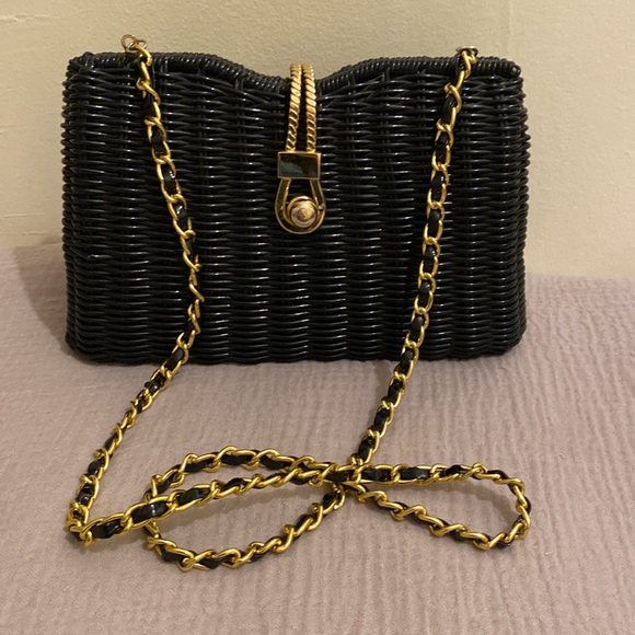 None Handbags - Vintyge Elegant Black Woven Chain Strap Bag